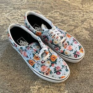 Vans light blue floral sneakers. Size Women’s 8
